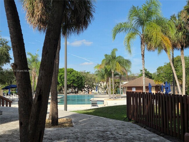 Building Photo - 7034 SW 114th Pl