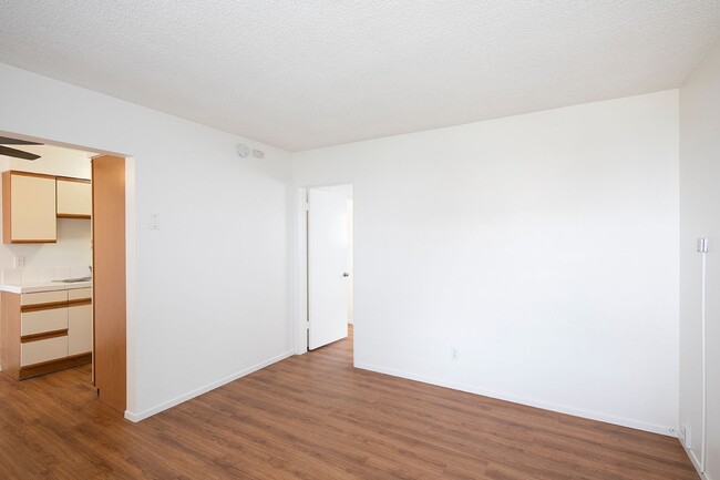 Building Photo - Spacious 1 Bedroom with Parking | Just One...