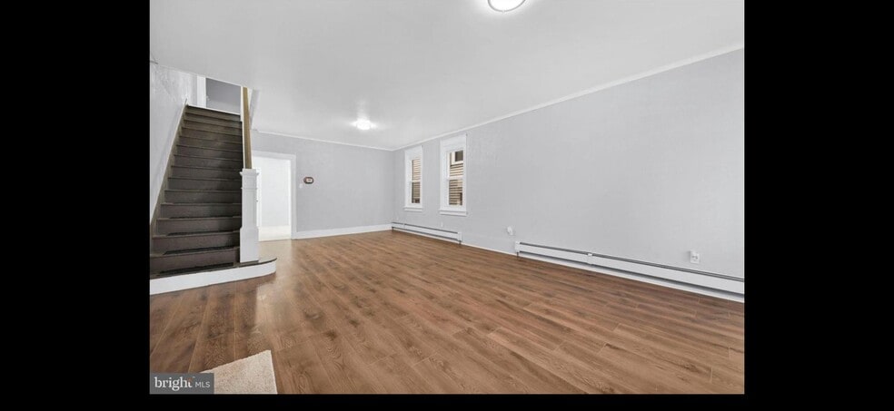Building Photo - 1222 Greenwich St