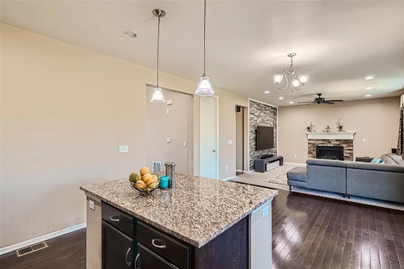 Building Photo - 26059 E Davies Dr