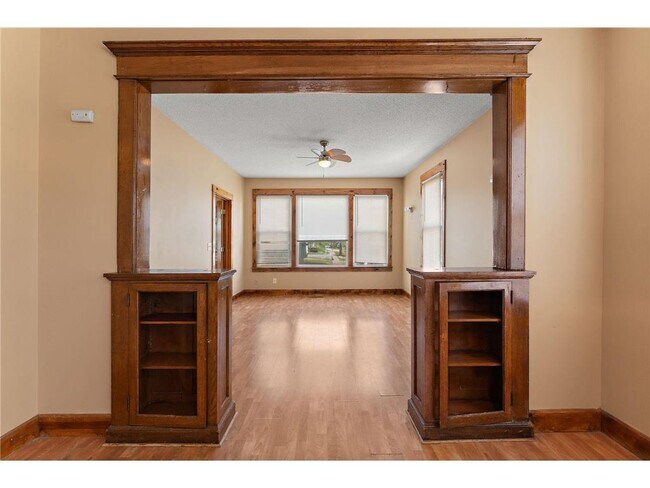 Building Photo - 1064 Magnolia Ave E