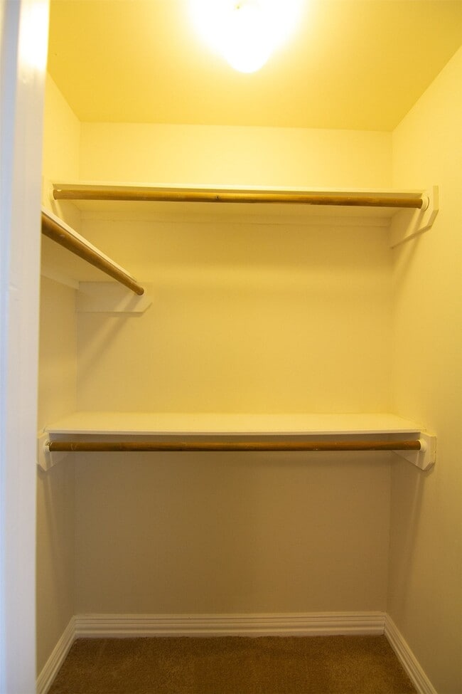 Building Photo - 12242 Kleinmeadow Dr