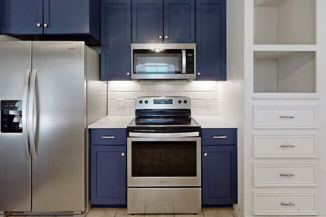 Building Photo - 1407 Skrivanek Ct