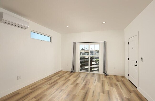 Building Photo - 4537 St Elmo Dr