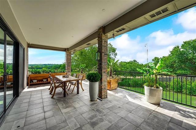 Building Photo - 8542 Meadowbrook Dr