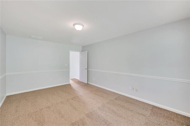 Building Photo - 5922 Brookmere Ct SE