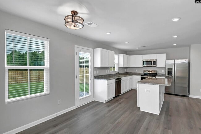 Building Photo - 3041 Blue Brook Ln