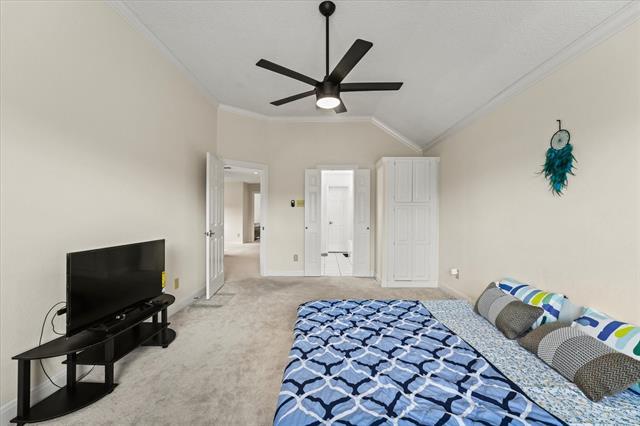 Building Photo - 9420 Blue Jay Way