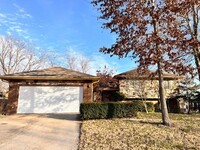 Building Photo - 3438 S Glenhaven Ct