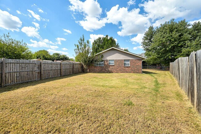 Building Photo - Corner-Lot Charmer Near Tinker AFB | Solar...