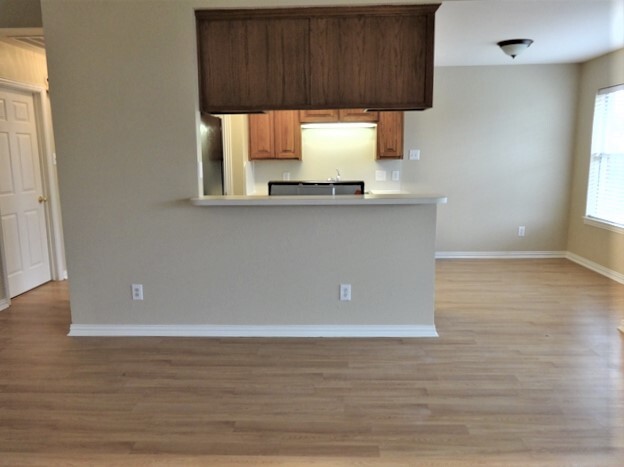 Building Photo - 207 Dove Meadows Lane