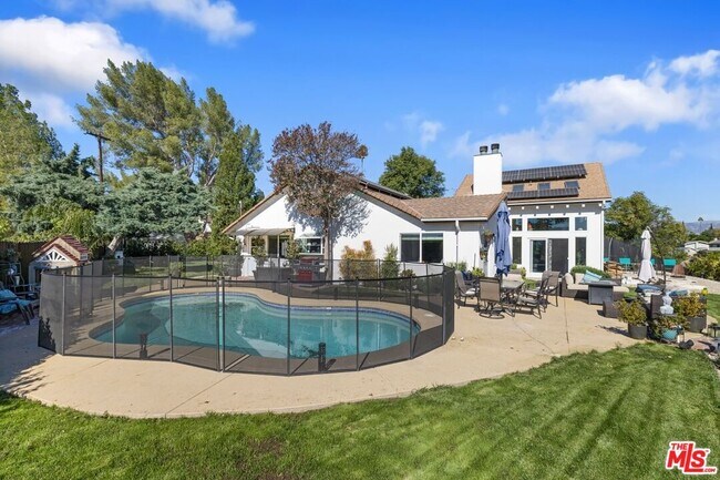 Building Photo - 7130 Gateshead Way