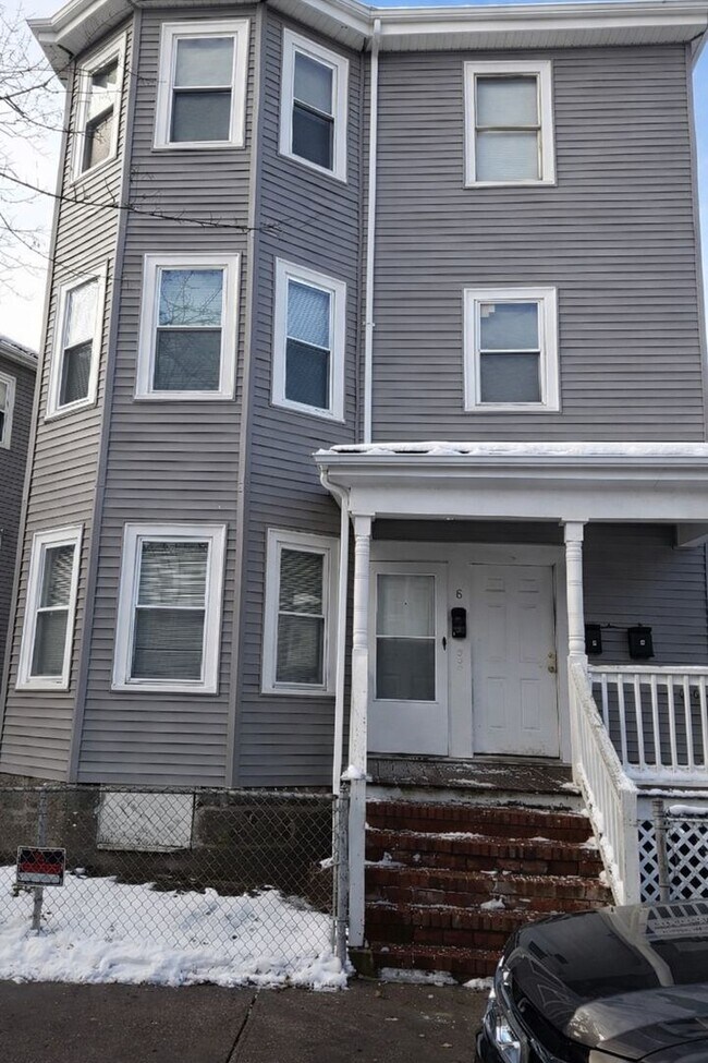 Building Photo - 8inw