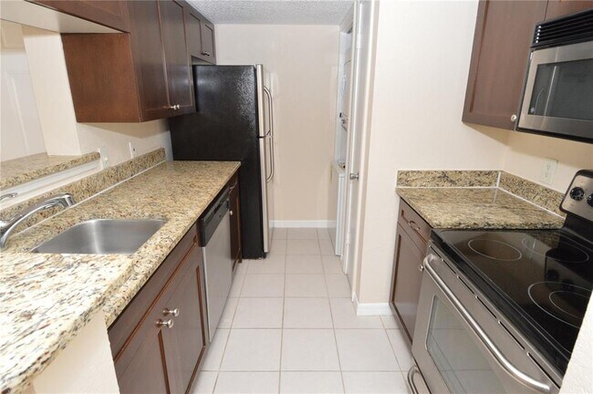 Building Photo - 10200 Gandy Blvd N