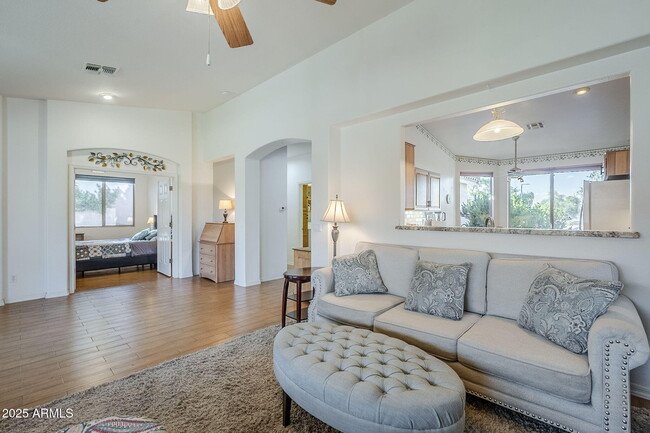 Building Photo - 4269 E Cassia Ln