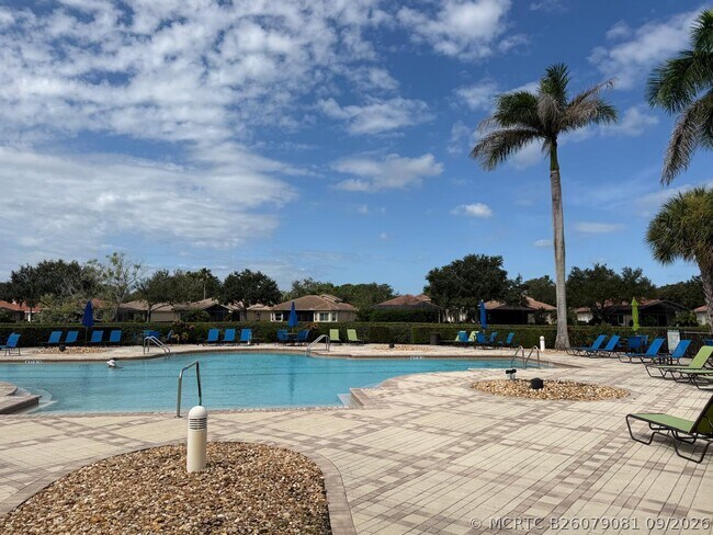 Building Photo - 8000 Carnoustie Pl