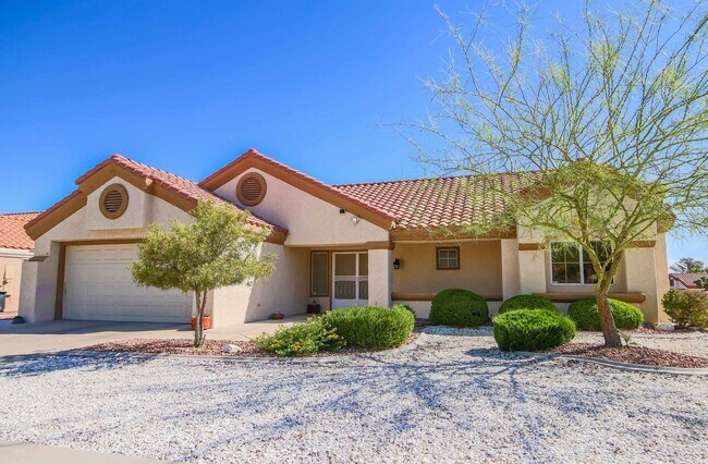 Building Photo - Sun City Summerlin - Golf Course Community...