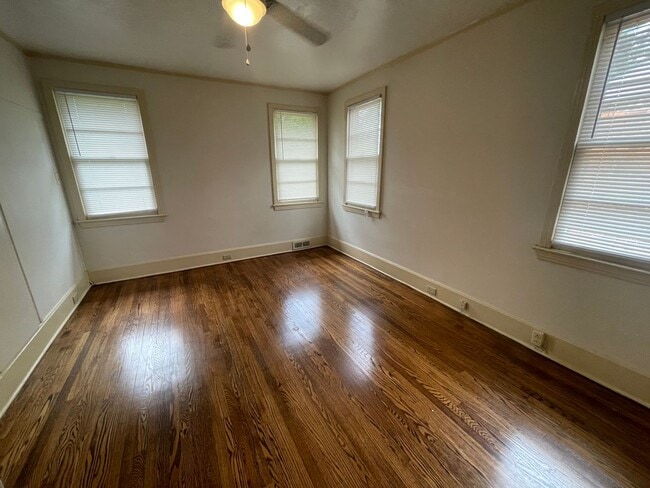 Building Photo - 1618 Heyward