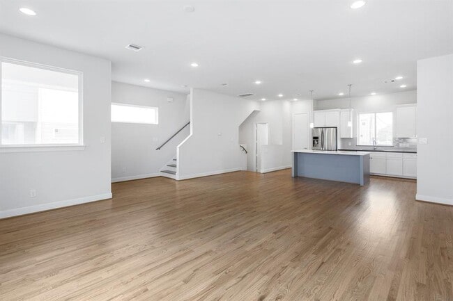 Building Photo - 348 Eado Park Cir