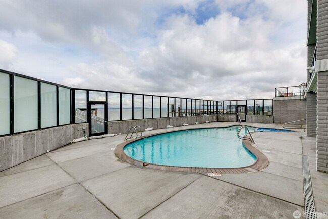Building Photo - RARE on the Waterfront, beach, Sound view ...
