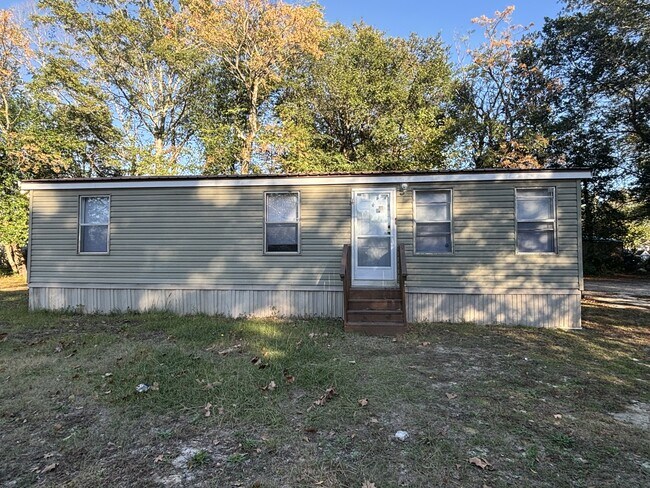 Building Photo - 2237 Sharon St