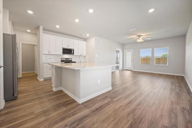 Building Photo - 107 Greenbriar Dr