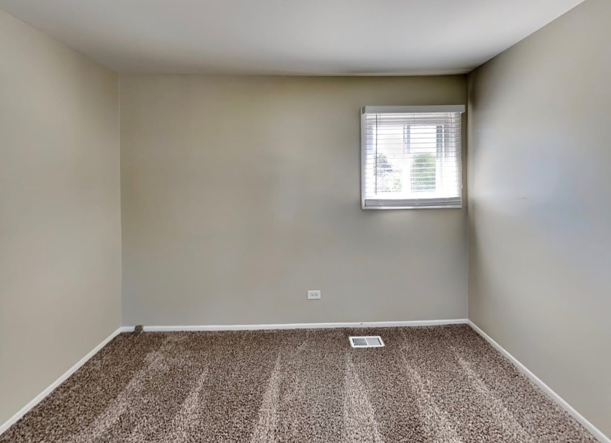 Building Photo - 6793 Redwing Dr