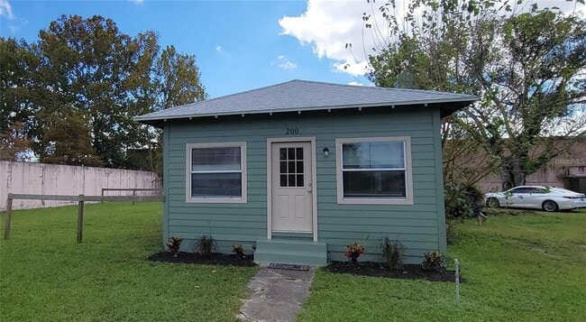 Building Photo - 200 Old Daytona Rd