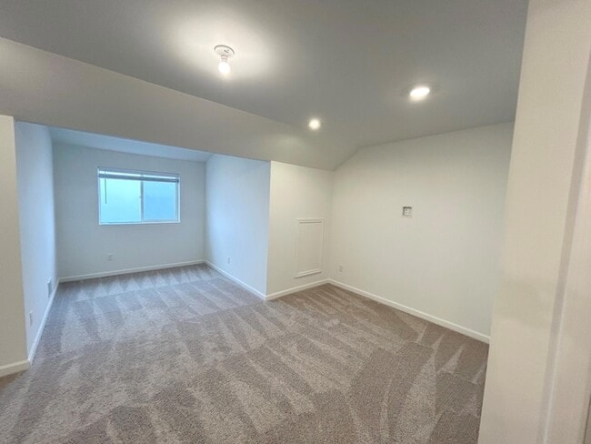 Building Photo - 2776 Bristol Rdg Dr