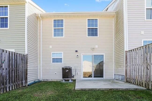 Building Photo - 39 Stix Ln