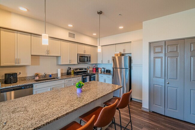 Building Photo - 9600 W Georgia Ave