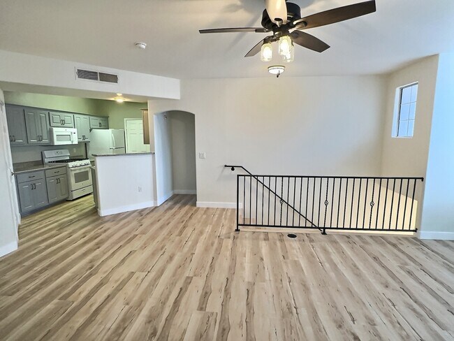 Building Photo - 8555 W Russell Rd