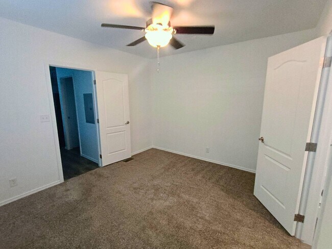 Building Photo - 4388 E Lake Mead Blvd