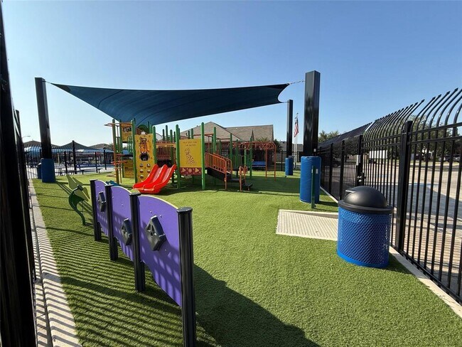 Building Photo - 15422 Bosque Viejo Trl