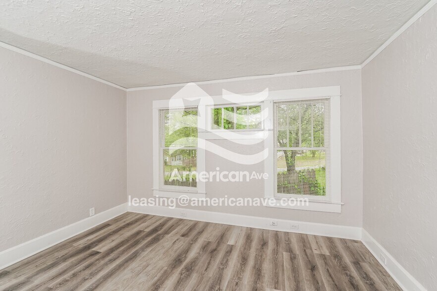 Building Photo - 7228 3rd Ave S