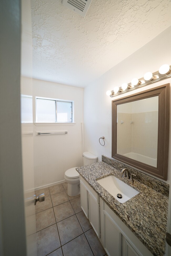 Building Photo - 24019 Pepperrell Pl St