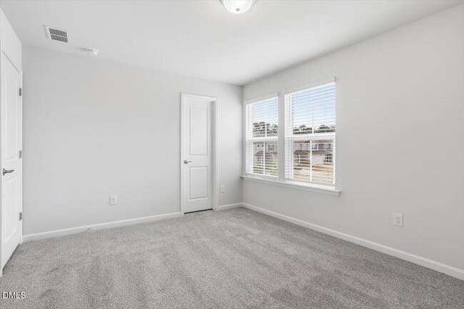 Building Photo - 465 Grange Farm Pl