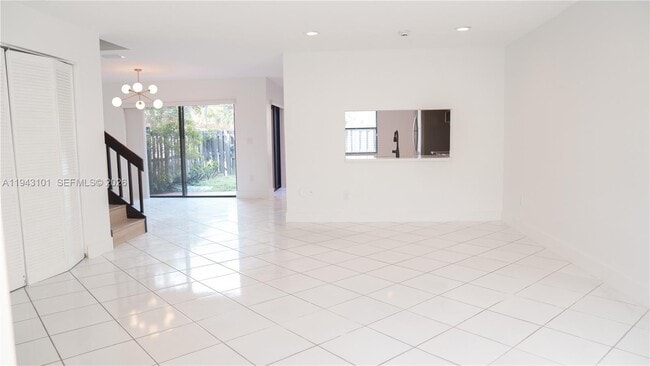 Building Photo - 9023 SW 113th Pl Cir W