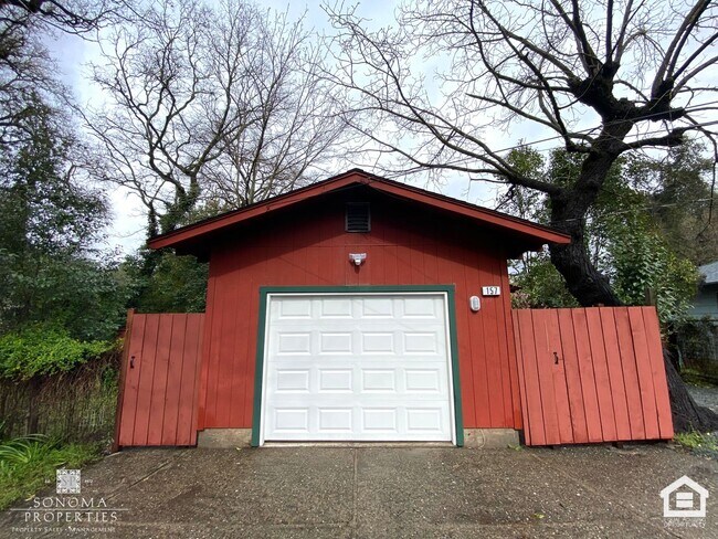 Building Photo - Charming  2BD/2BA Home in Sonoma