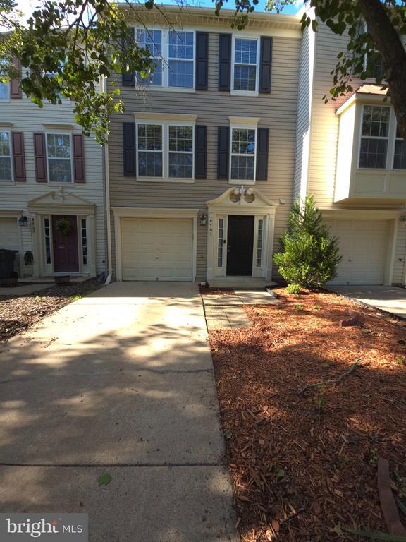 Building Photo - 4703 Colonnade Way