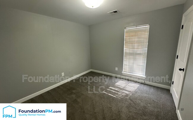 Building Photo - 3820 Farm Gate Cove