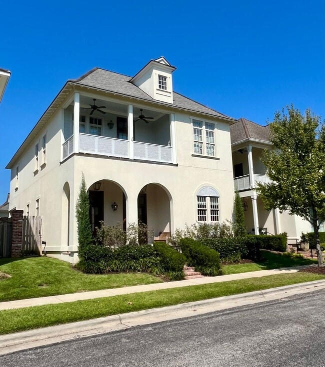 Building Photo - Beautiful Home in Rouzan of Southdowns neighborhood!