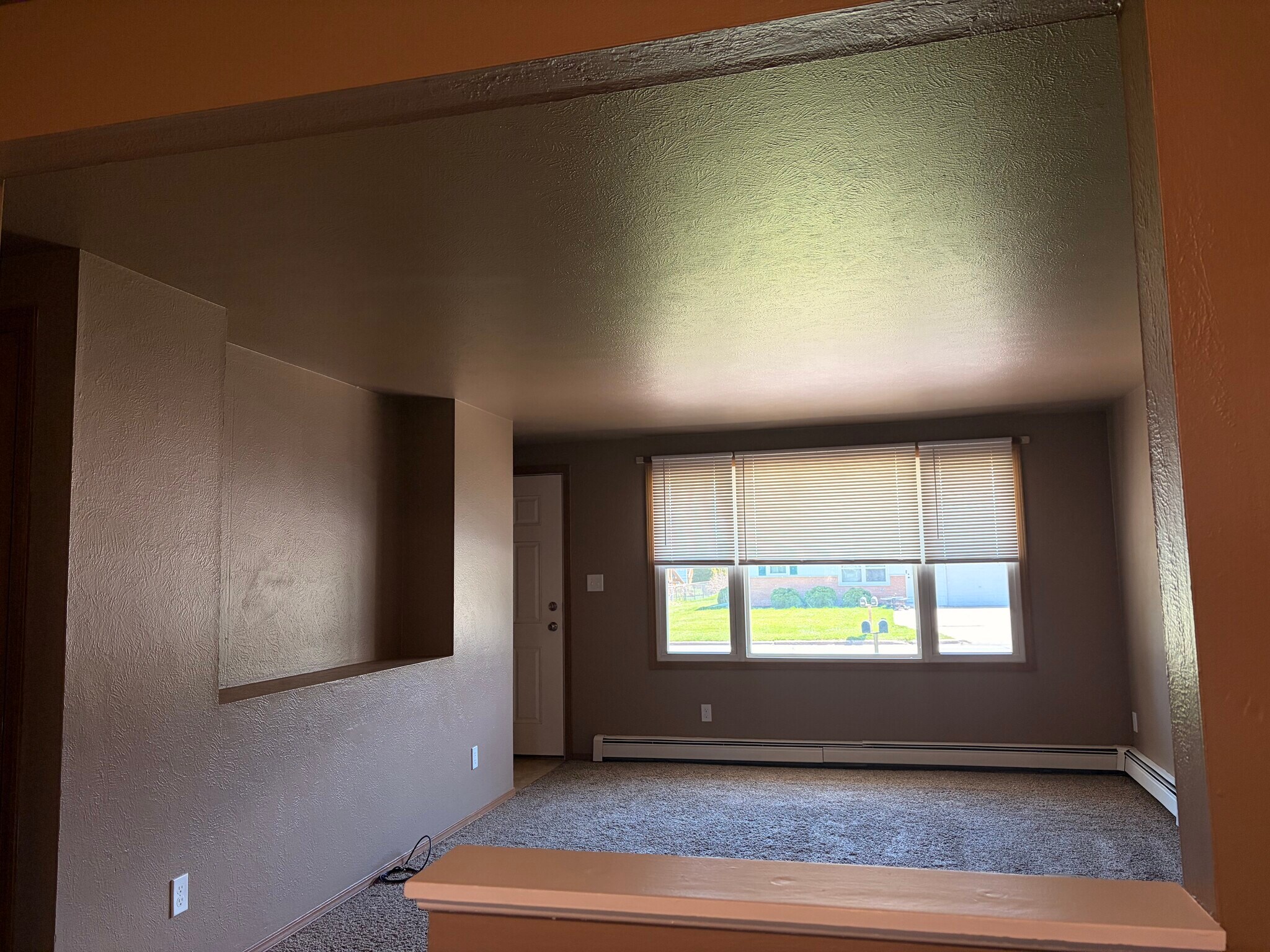 Building Photo - 2074 Marlee Ln