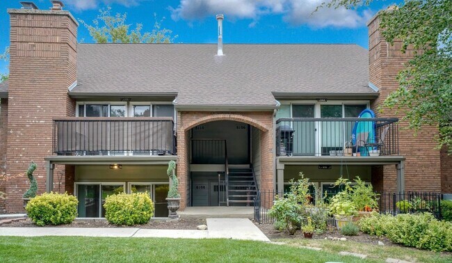 Building Photo - 8108 Cottonwood Hills Cir