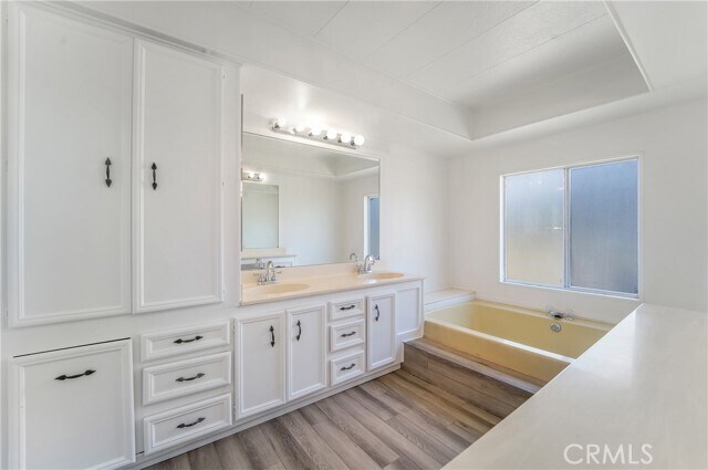 Building Photo - 30025 Gardner Ln