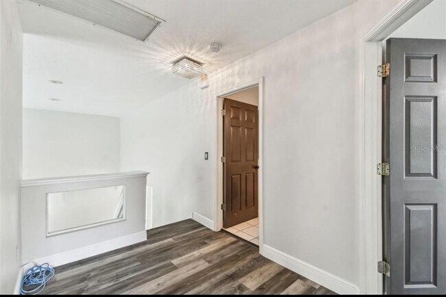 Building Photo - 16003 Ridley Pl