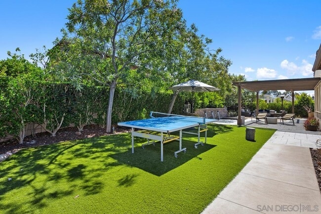 Building Photo - 10879 Equestrian Ridge Ct