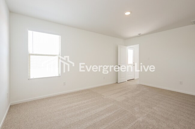 Building Photo - 3705 Los Cabos Dr