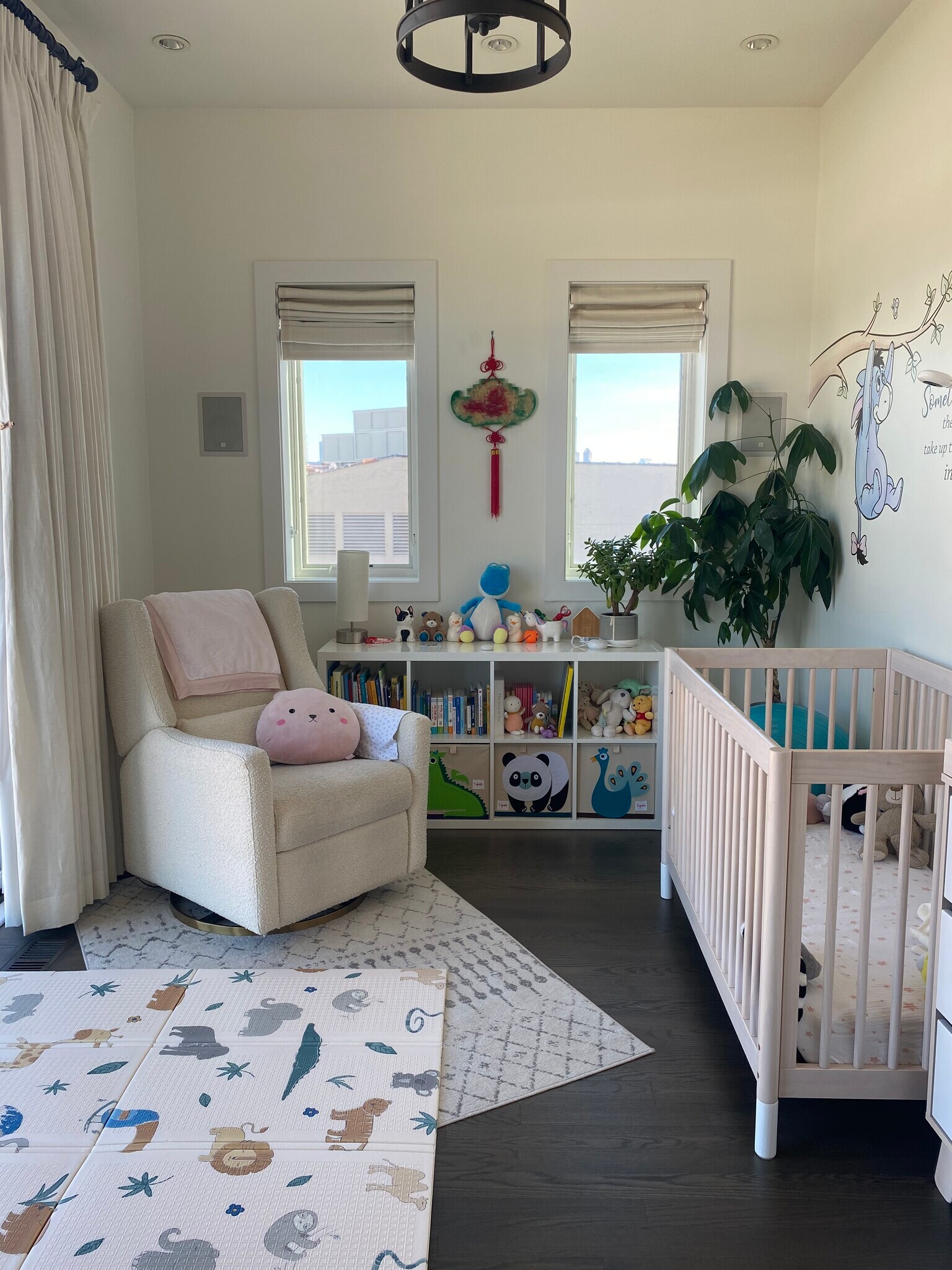 2nd Bedroom - 1631 N Milwaukee Ave