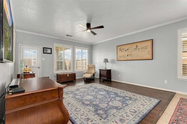 Building Photo - 21731 Sierra Long Dr